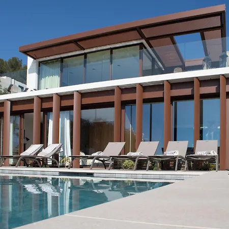 D'exception Avec Piscine A - Kiara Villa