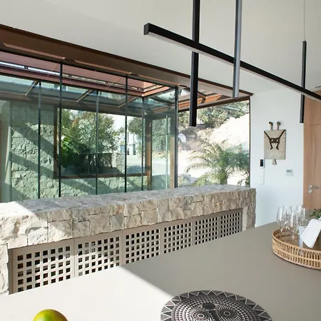 D'exception Avec Piscine A - Kiara * バンドール